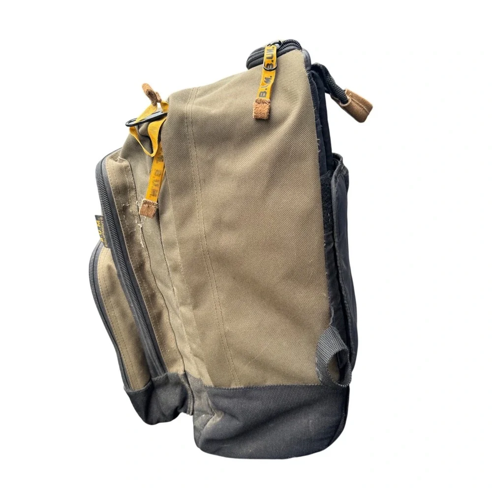 Vintage B.U.M. Equipment Rolling Backpack Olive Green Canvas 90s Streetwear Bag